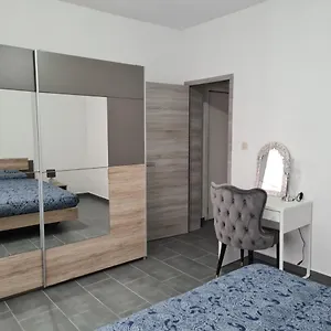 lharmonie-wifi-gratuit-2-chambres-parking-gratuit.brusselshotelsbook.com/